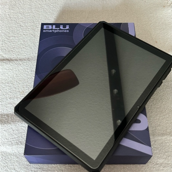 SMARTPHONE BLU - Picture 2 of 4